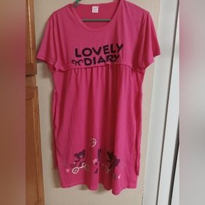 Nursing gown size medium